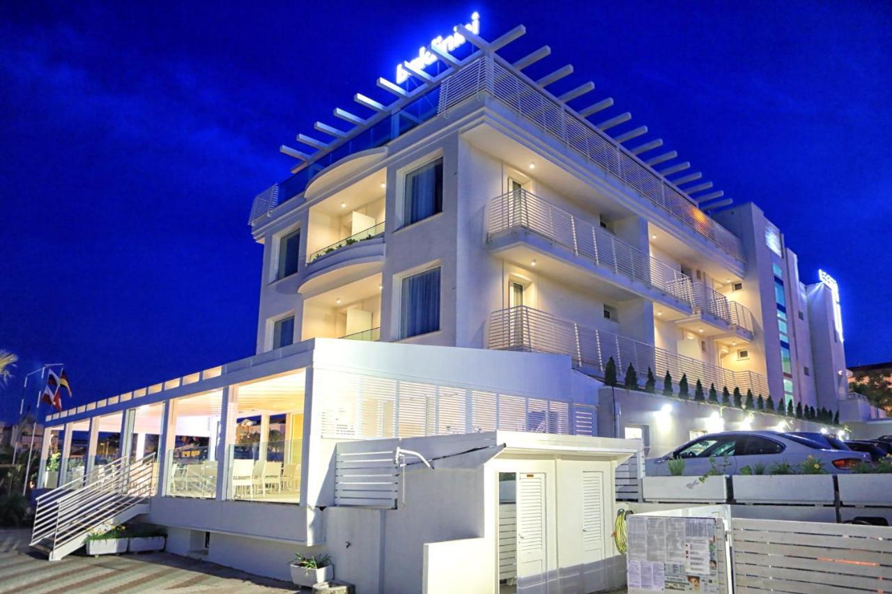 Baldinini Hotel Ρίμινι Εξωτερικό φωτογραφία