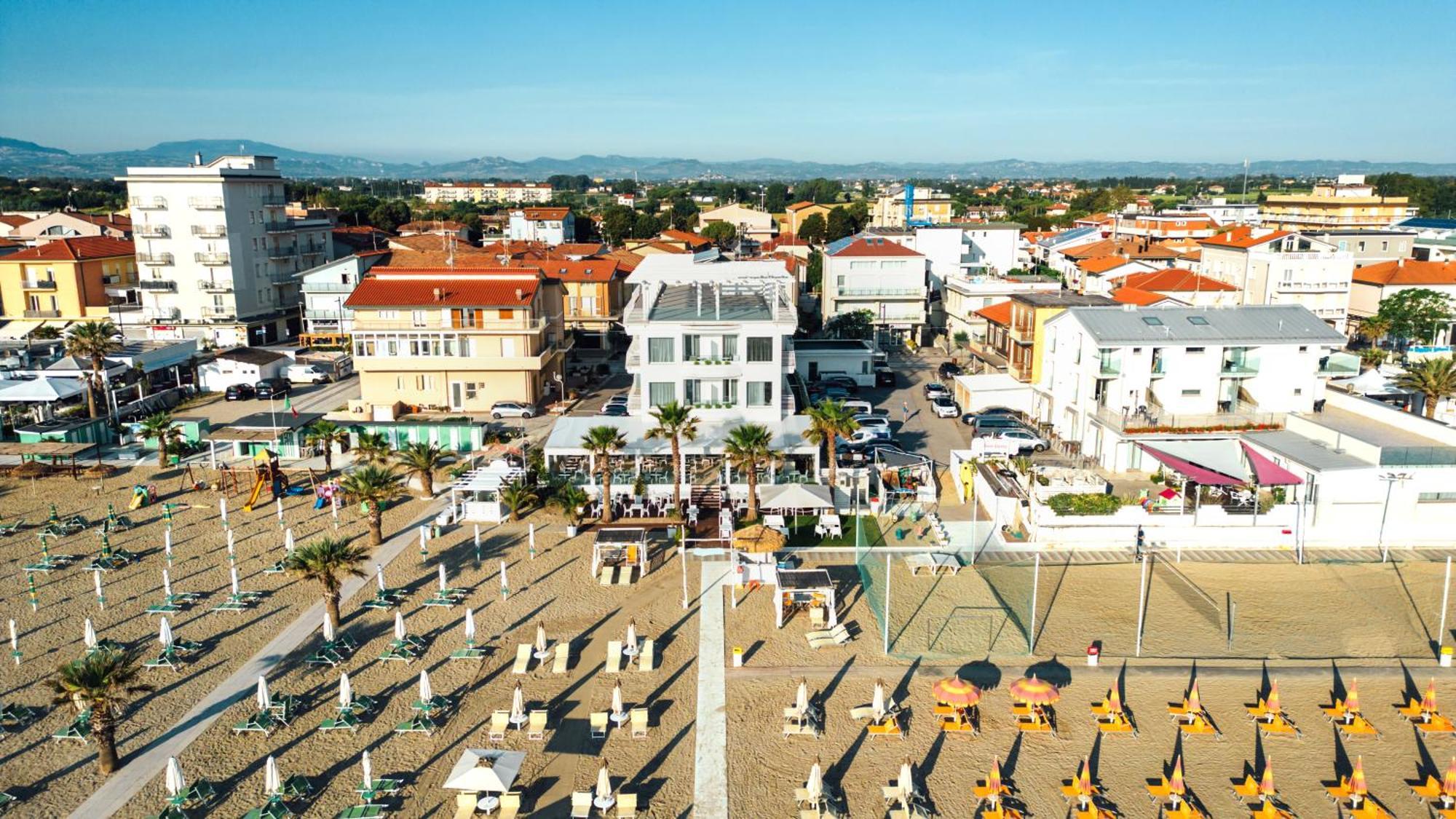 Baldinini Hotel Ρίμινι Εξωτερικό φωτογραφία